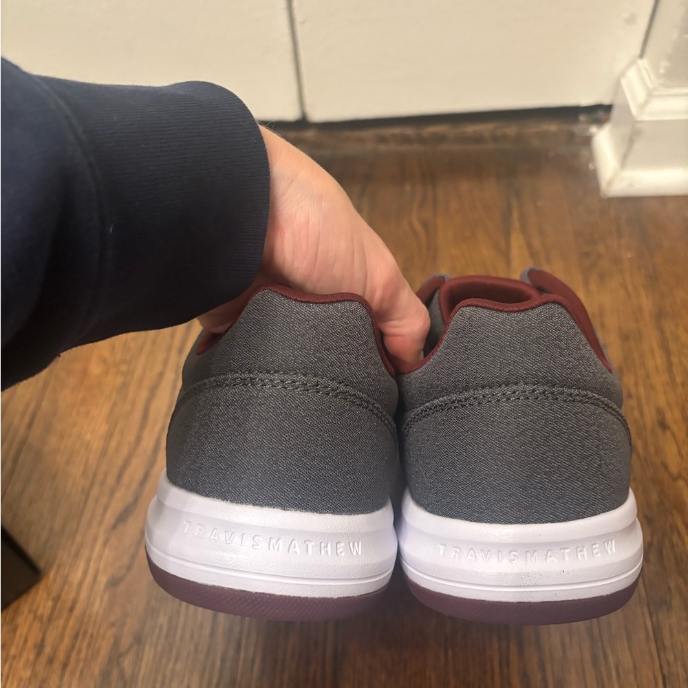 NWT Men’s Travis Mathew The Daily II Woven: Charcoal and Burgundy Sneakers - Picture 5 of 12